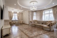 Классический дом в Папушево парке