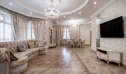 Классический дом в Папушево парке