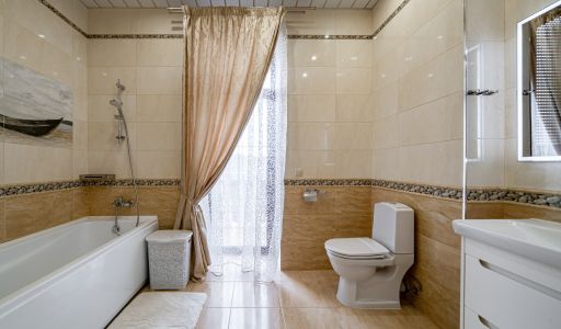 Классический дом в Папушево парке