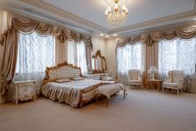 Классический дом в Славково