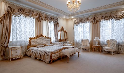 Классический дом в Славково