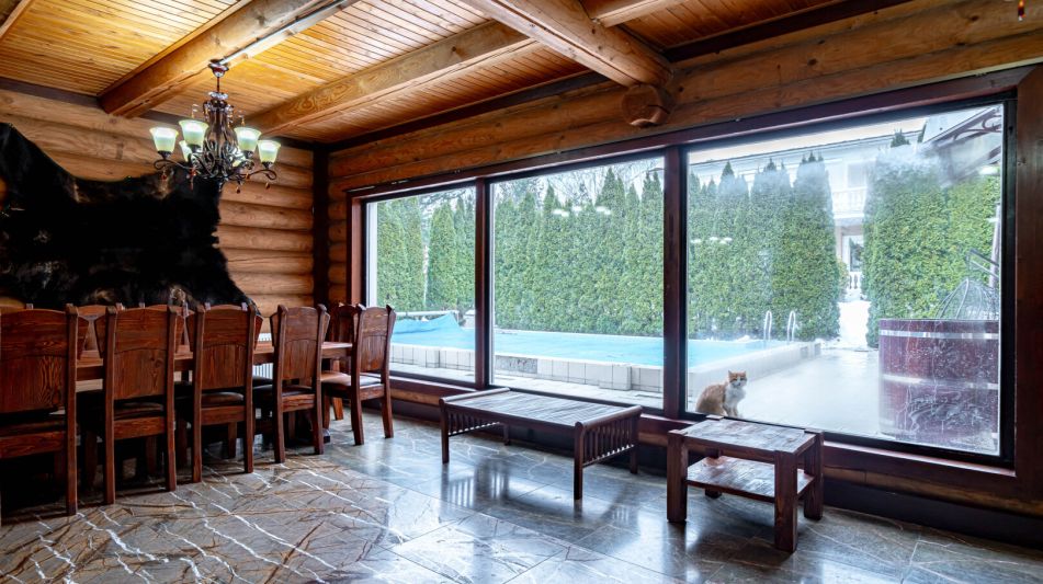 Классический дом в Славково