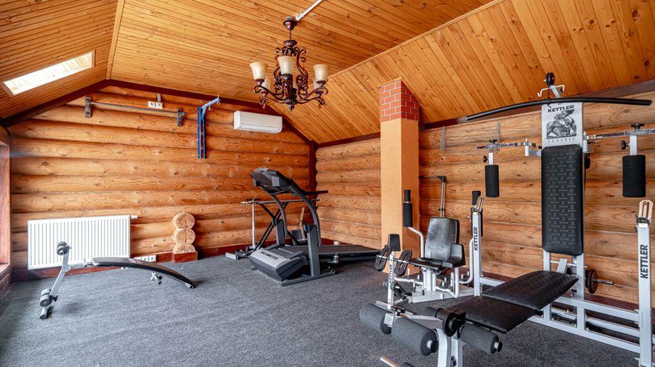 Классический дом в Славково