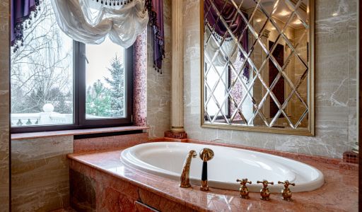 Классический дом в Славково