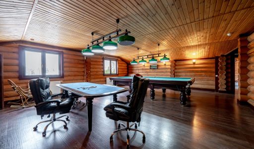 Классический дом в Славково