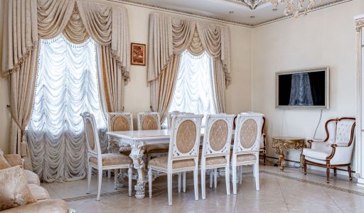 Классический дом в Славково