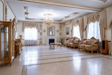 Классический дом в Славково