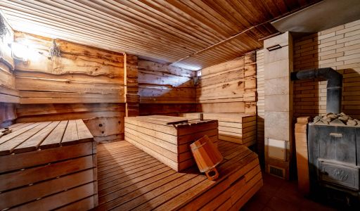 Классический дом в Славково