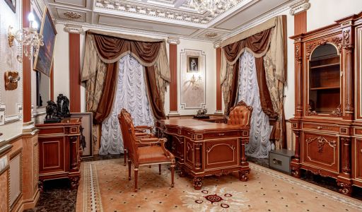 Классический дом в Славково