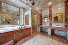 Классический дом в Славково