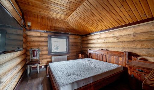 Классический дом в Славково