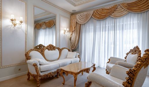 Классический дом в Славково