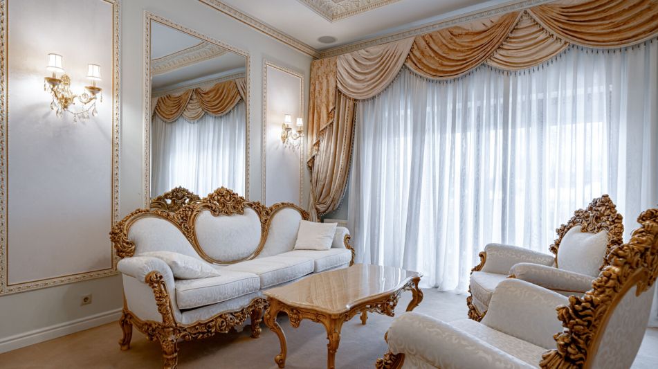 Классический дом в Славково