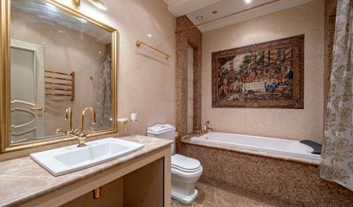 Классический дом в Славково