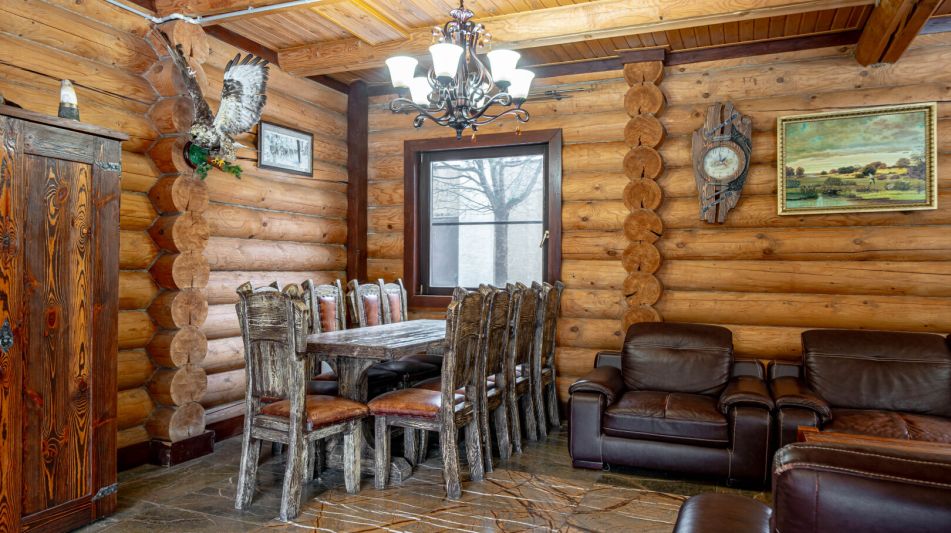 Классический дом в Славково