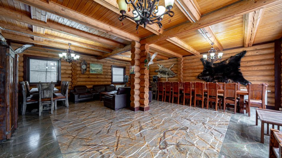 Классический дом в Славково