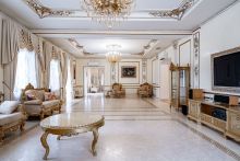 Классический дом в Славково