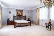 Дом с бассейном в КП Сосновый бор