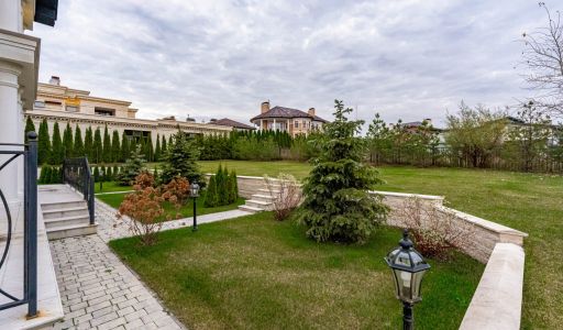 Новый дом в КП Ренессанс парк