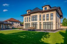 Дом в поселке Знаменское поле