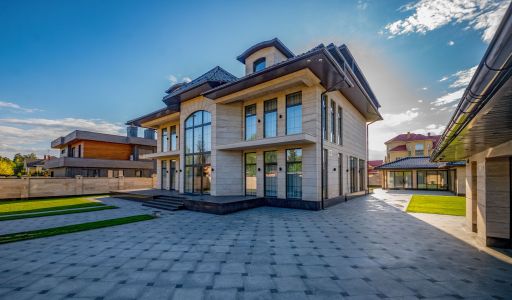 Дом в поселке Знаменское поле