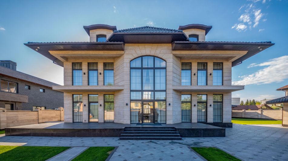 Дом в поселке Знаменское поле