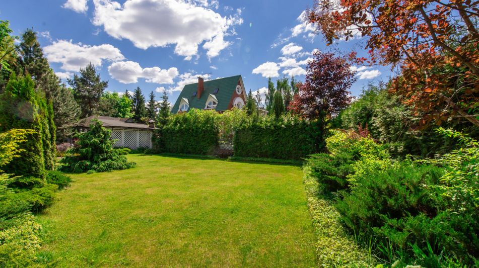 Дом с отделкой в КП Береста