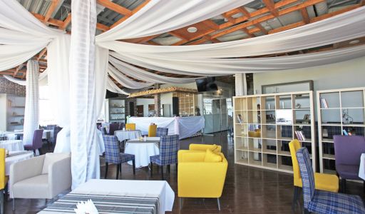 Резиденция на берегу Волги