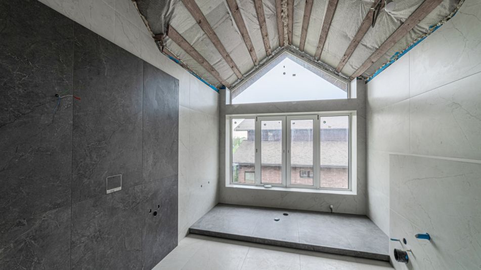 Дом на берегу в п. Вешки