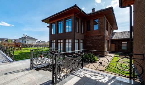 Готовый дом в КП Николина Поляна