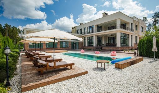 Резиденция в СНТ Усадьба