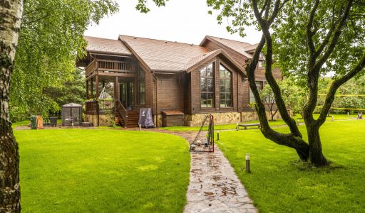 Дом из бруса в Нахабино Кантри