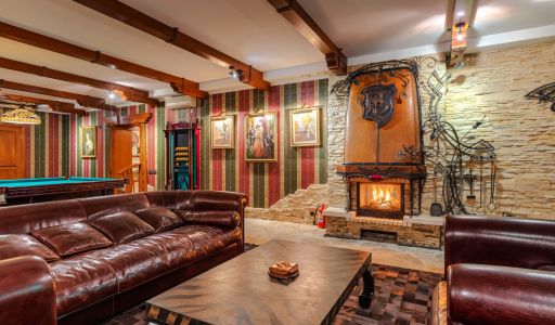 Авторская резиденция у леса