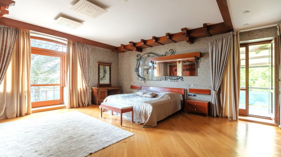 Авторская резиденция у леса