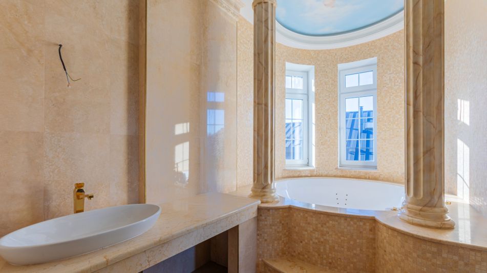 Дом под ключ с бассейном Адмирал