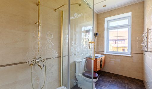 Дом под ключ с бассейном Адмирал