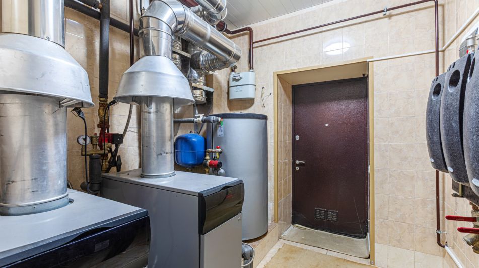 Дом под ключ с бассейном Адмирал