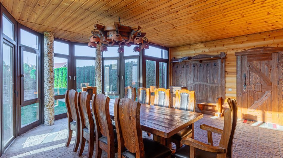 Дом под ключ с бассейном Адмирал