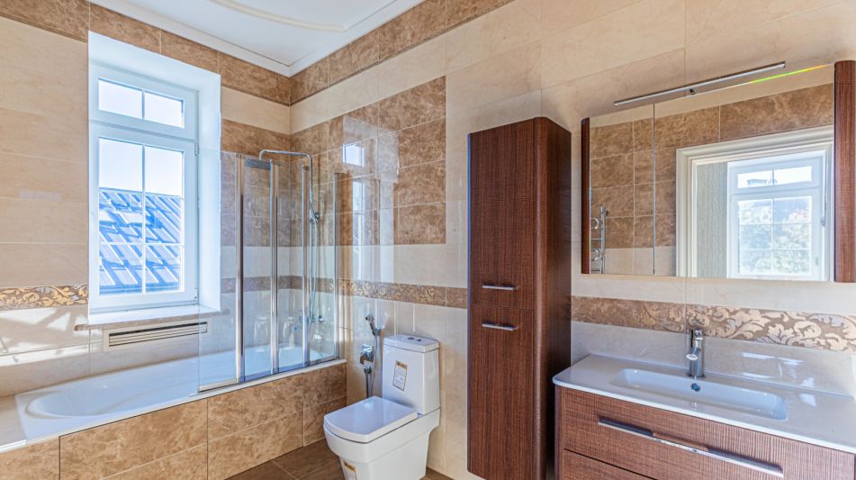 Дом под ключ с бассейном Адмирал