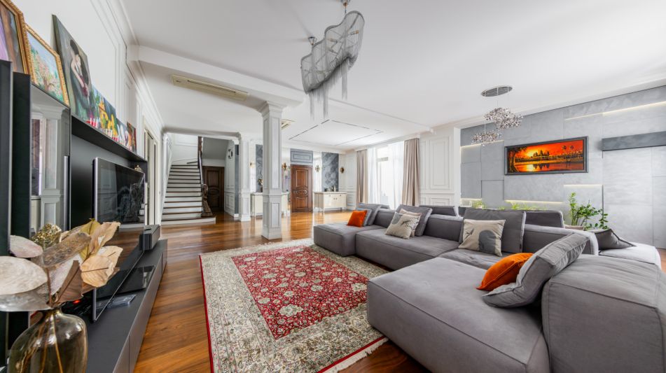 Готовый дом в Резиденции Бенилюкс