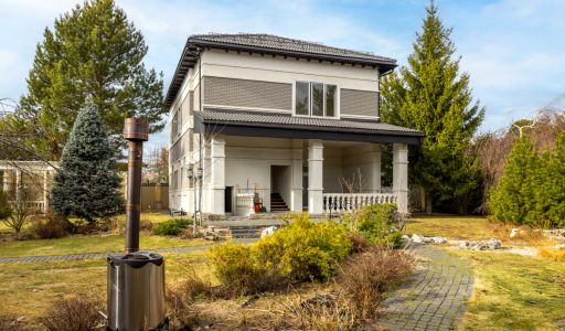 Готовый дом в Резиденции Бенилюкс