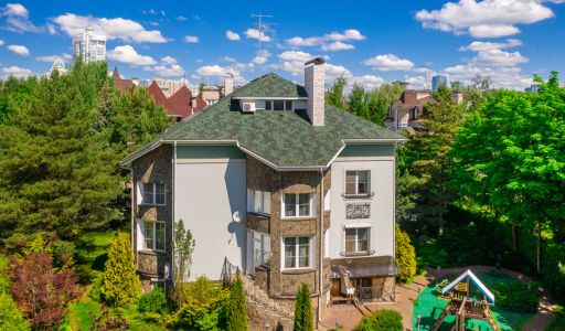 Дом с отделкой в КП Береста