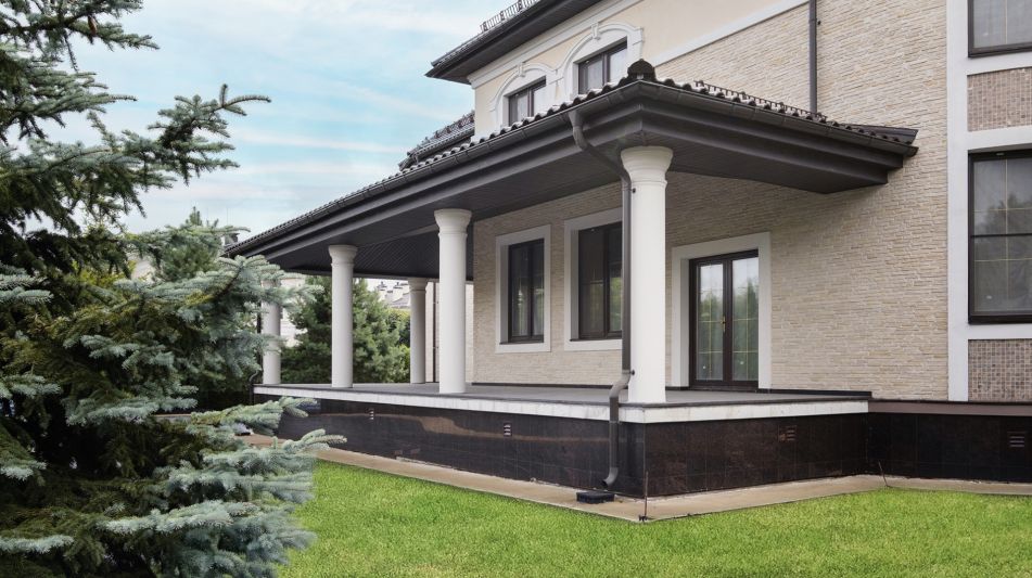 Новый дом у озера КП Гринфилд