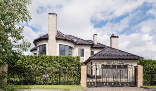 Новый дом у озера КП Гринфилд