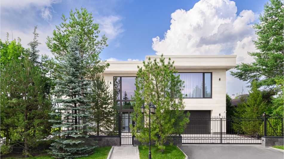 Дом с бассейном в КП Третья Охота