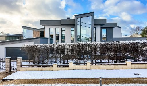 Дом у озера в КП Миллениум парк