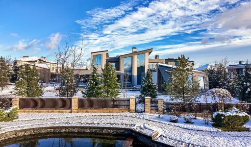 Дом у озера в КП Миллениум парк