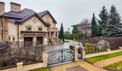 Особняк в КП Миллениум парк
