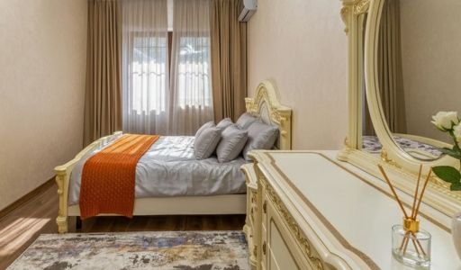 Дом с бассейном в ТСН Успенское