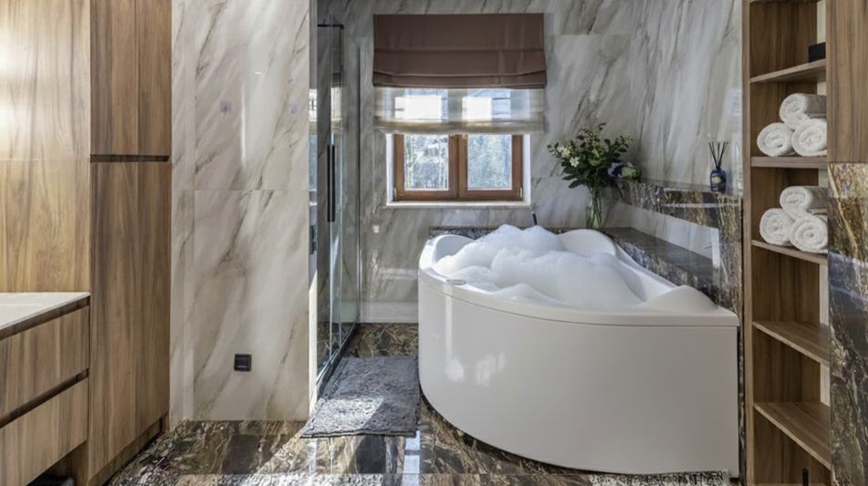 Дом с бассейном в ТСН Успенское